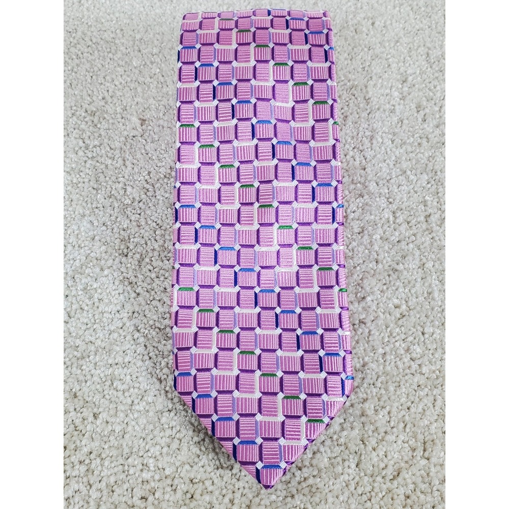 XMI Platinum Men's Neck Tie Pink Geometric Pattern Silk 61"